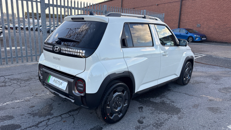 Hyundai INSTER 85kW Cross 49kWh 5dr Auto Electric Hatchback